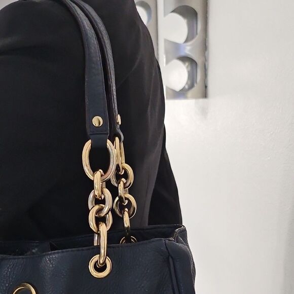 Michael Kors Navy Blue Shoulder Bag - Picture 5 of 13
